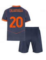 Otroške Nogometnih dresov Inter Milan Hakan Calhanoglu #20 Tretji 2025-26 Kratki rokavi (+ hlače)